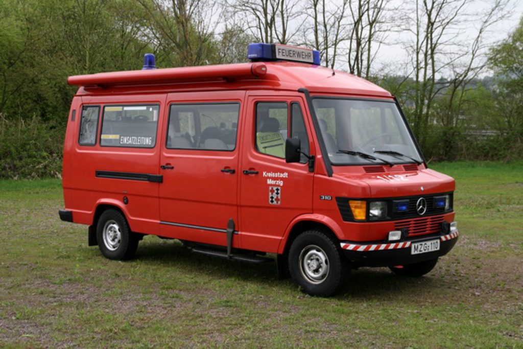 Das Bild zeigt den Einsatzleitwagen von Merzig.