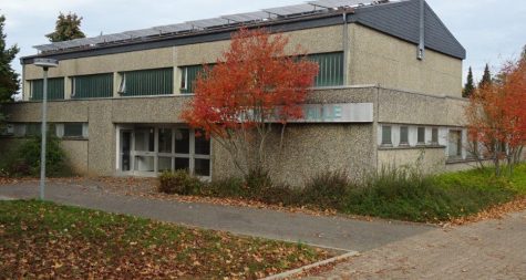 Pressemeldung:  Saargauhalle in Schwemlingen als Notunterkunft für Flüchtlinge eingerichtet