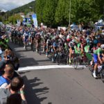 Das Foto zeigt die Profis der Deutschland Tour bei der Durchfahrt in Merzig.