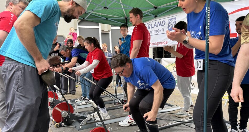 Das Foto zeigt die Teilnehmer der Biathlon-Tour 2025 - Merzig in Aktion.