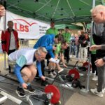 Das Foto zeigt die Teilnehmer der Biathlon-Tour 2025 - Merzig in Aktion.