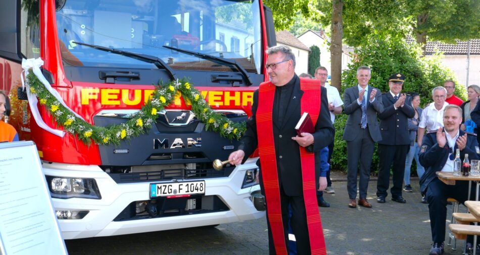 Einsegnung des MLF des Löschbezirks Mechern