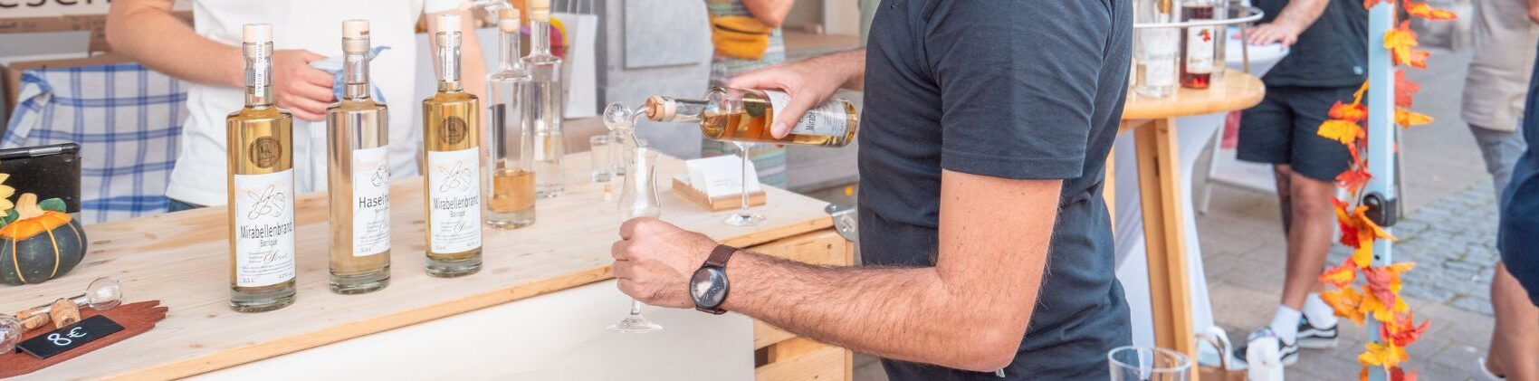 Kostprobe beim Markt der Köstlichkeiten 2025