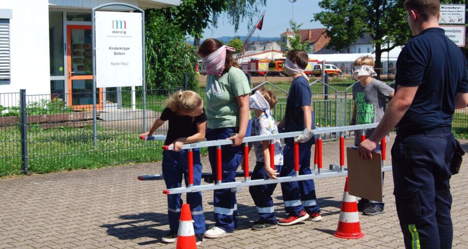 Station beim Tag der Jugendwehren beim Löschbezirk Ballern