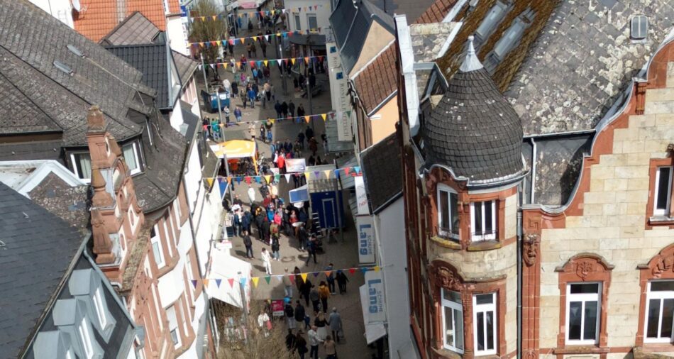 Luftaufnahme vom Merziger Frühlingsfest 2026