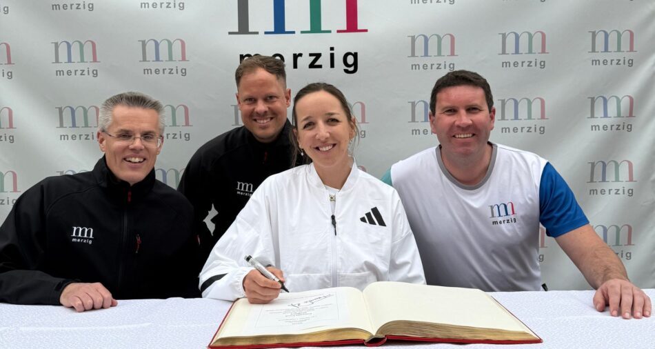 Eintrag ins Goldene Buch: Franziska Preuß (Biathlon Tour 2026)