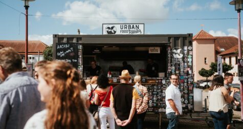 Pressemeldung:  Street Food Festival Merzig am Samstag, 11. Juli, und Sonntag, 12. Juli, auf dem Stadthallenparkplatz